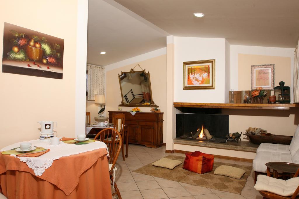 B&B La Casa Di Zia Lina 몬숨마노테르메 외부 사진